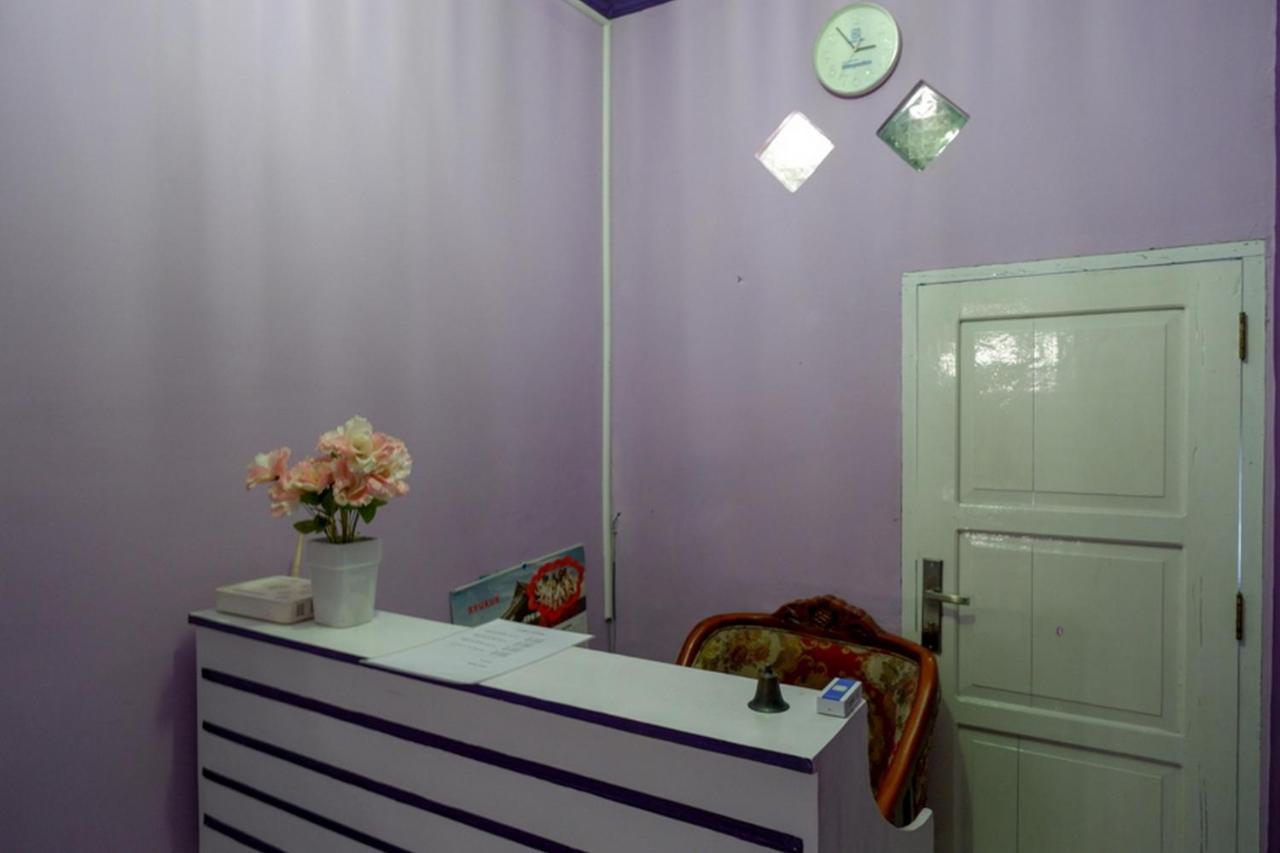 Reddoorz @ Hotel Aulia Majene Exterior photo